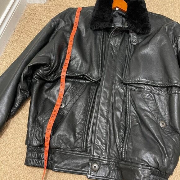 Vintage 1980s Rue Royale Leather Jacket w/ Fleece Collar – L - Picture 12 of 14